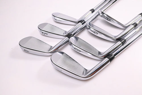 Titleist T100 2019 Irons / 4-PW / Stiff Flex AMT Tour White S300 Shafts