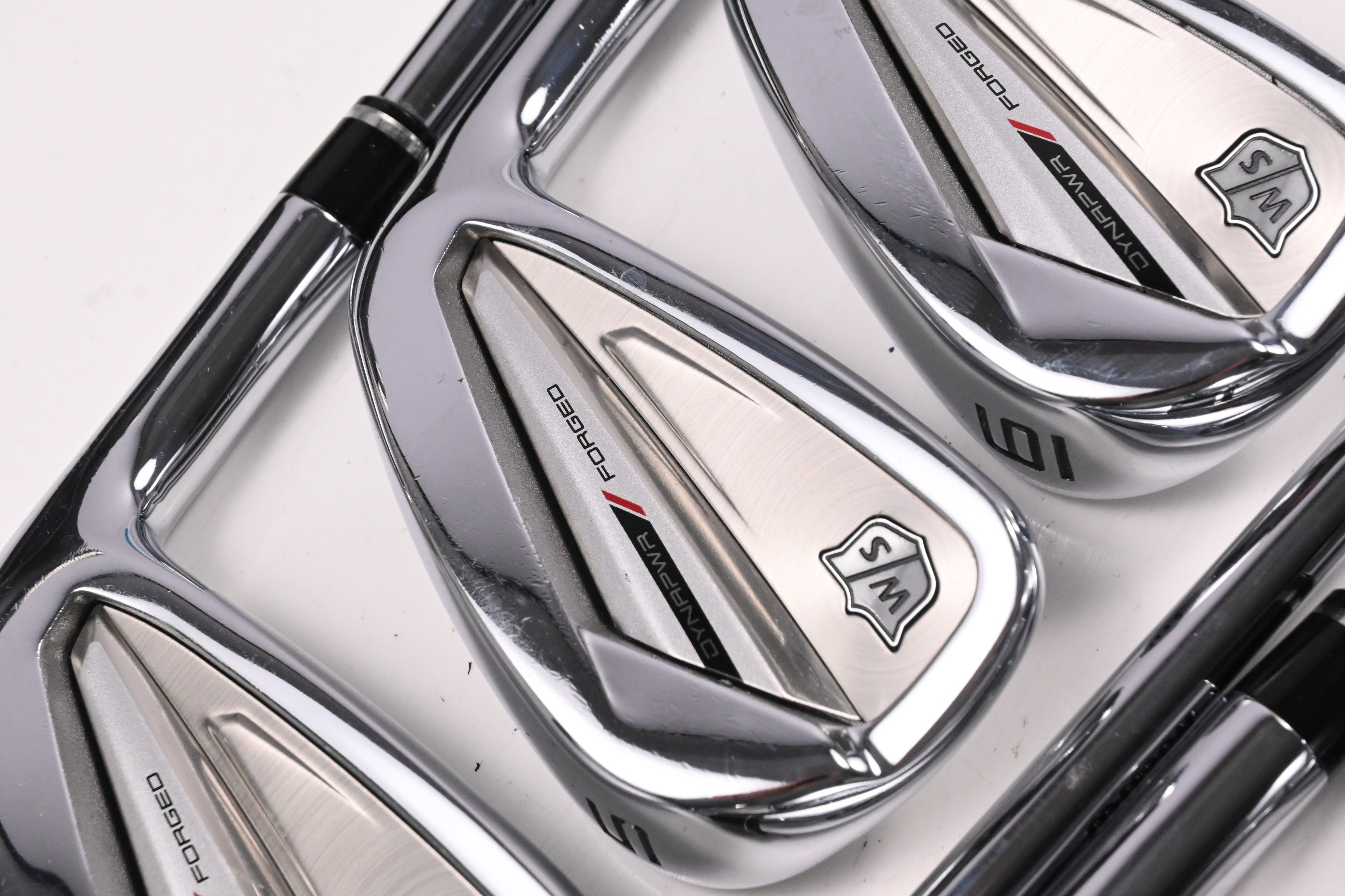 Série de Fers Droitier Wilson Dynapwr Max Regular KBS Max 65 Graphite 5 > PW | Boulevard du Golf