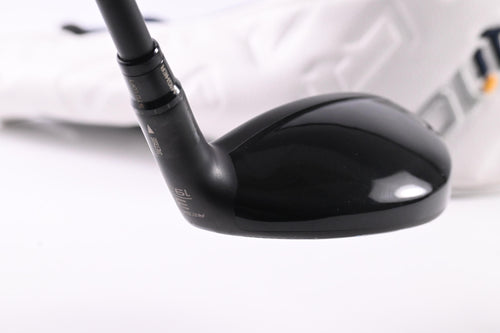 Taylormade Qi10 Tour #3 Hybrid / 19.5 Degree / X-Flex Tensei AV Limited 85