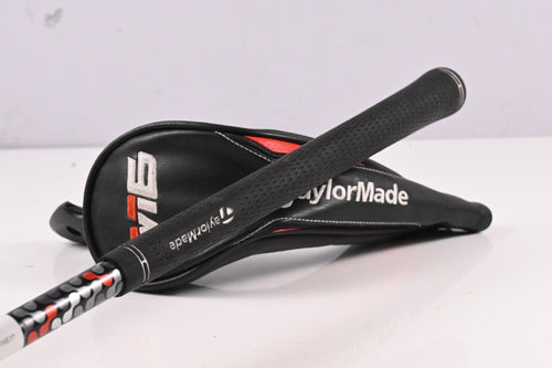 Taylormade M6 #3 Hybrid / 19 Degree / Regular Flex Fujikura Atmos Orange 6 Shaft