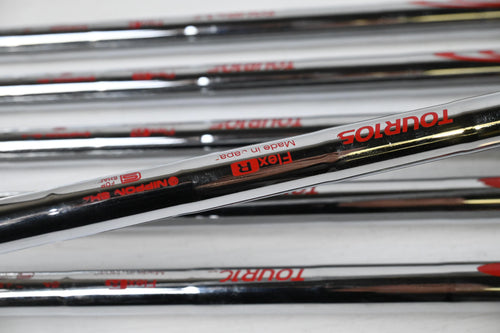 Left Hand TaylorMade P770 Irons / 5-PW / Regular Flex N.S.PRO Modus3 Tour 105