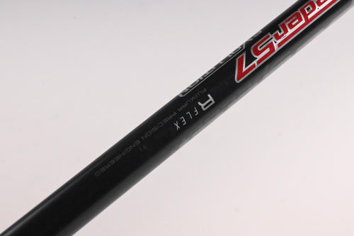 Taylormade R15 Black Driver / 10.5 Degree / Regular Flex Speeder Evolution 57