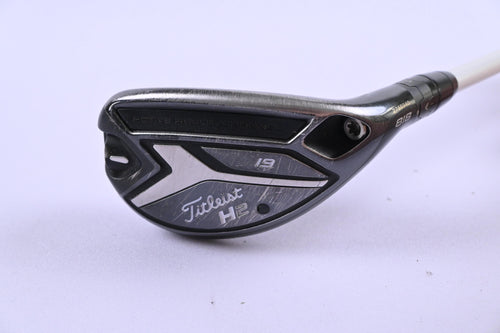 Titleist 818 H2 #3 Hybrid / 19 Degree / Stiff Flex Aldila Rogue 85 Shaft