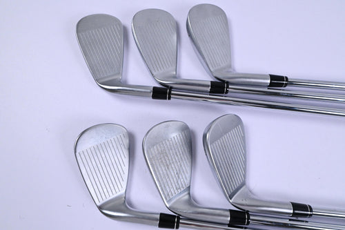 Callaway Apex Ai200 Irons / 5-PW / Regular Flex Dynamic Gold Mid 100 R300 Shafts