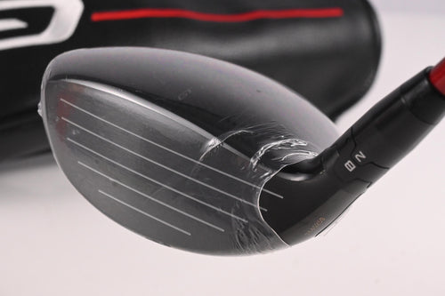 Titleist GT2 #3 Wood / 16.5 Degree / Regular Flex Denali Red 60 Shaft
