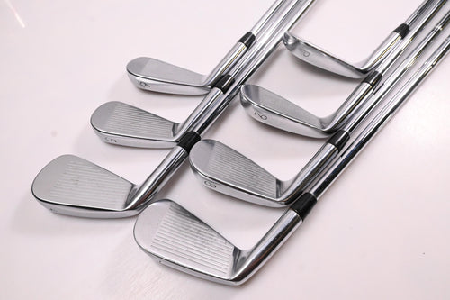 Nike Vapor Pro Irons / 4-PW / Stiff Flex Dynamic Gold S300 Shafts
