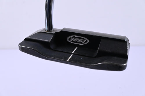 Yes! C-Groove Donna Putter / 33 Inch