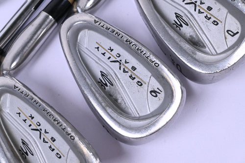 Cobra Gravity Back Irons / 3-PW+SW / Regular Flex Cobra Shafts