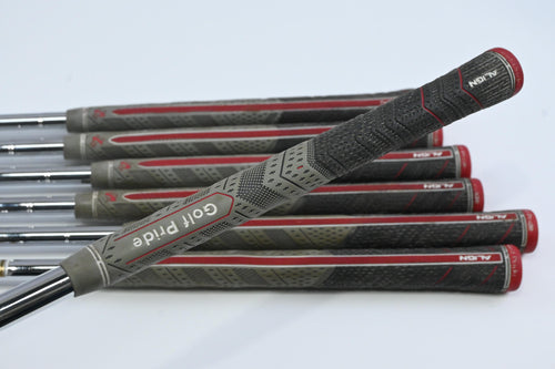 Taylormade Tour Preferred MC 2011 Irons / 4-PW / Stiff Flex Dynamic Gold S400