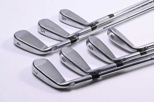 Ping i530 Irons / 4-PW / Blue Dot / Stiff Flex Dynamic Gold Mid 100 S300 Shafts