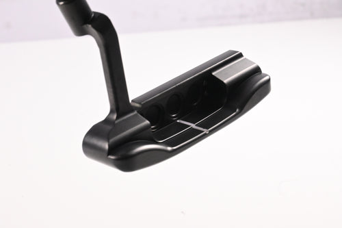 Scotty Cameron Select Newport 2018 Putter / 34 Inch / Refubished