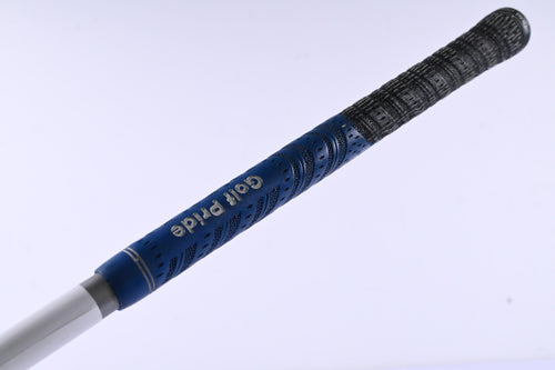 Titleist 915H #3 Hybrid / 21 Degree / Stiff Flex Diamana S+ 70 Shaft