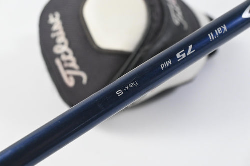 Titleist 910 F #5 Wood / 17 Degree / Stiff Flex Diamana Kai'li Blue 75 Shaft