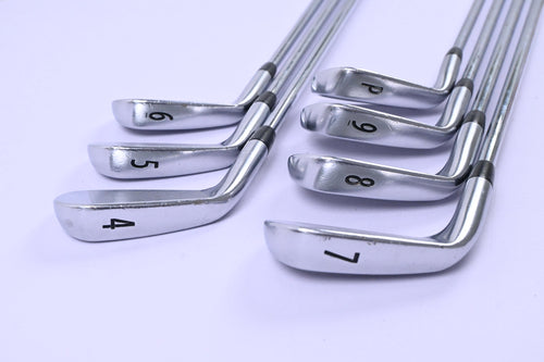 Titleist 712 CB Irons / 4-PW / Regular Plus Flex Project X Rifle Shafts