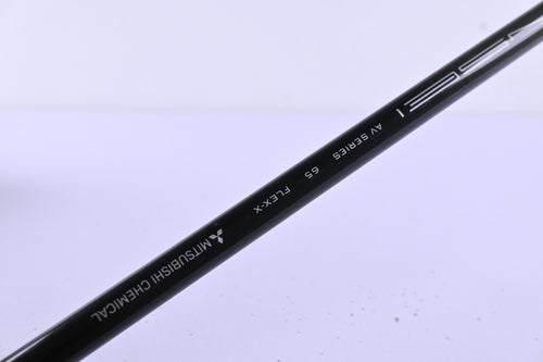 Taylormade SIM2 Driver / 8 Degree / X-Flex Tensei AV Raw White 65 Shaft