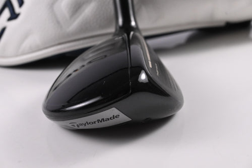 Taylormade Qi10 #7 Hybrid / 31 Degree / Regular Flex Fujikura Ventus TR Blue 6