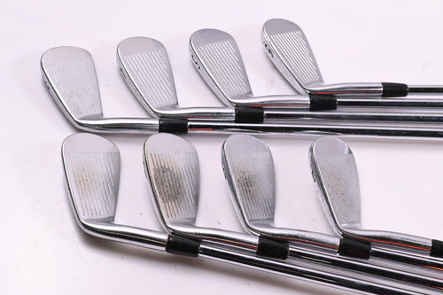 Titleist 712 MB Irons / 3-PW / Stiff Flex Project X Shafts