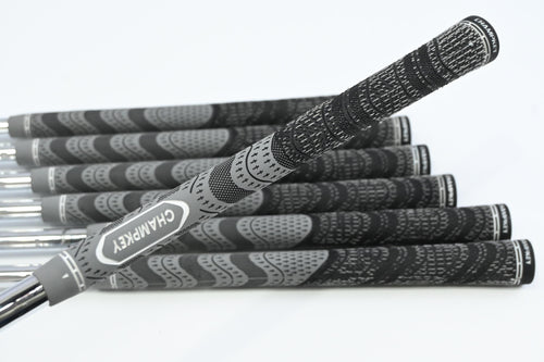 Wilson Di9 Irons / 4-PW / Uniflex TX-99 Shafts