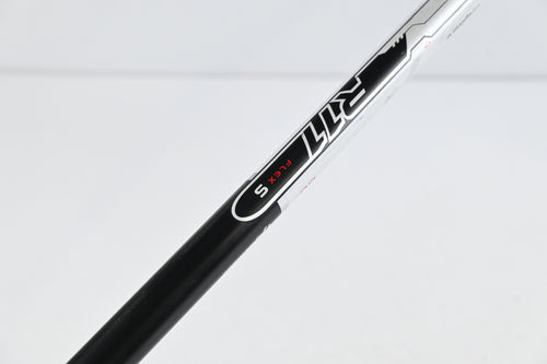 Left Hand Taylormade R11 Driver / 10.5 Degree / Stiff Flex Fujikura Blur 60 Shaft