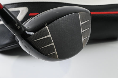 Left Hand Titleist GT3 Driver / 9 Degree / Stiff Flex Denali Red 50 Shaft