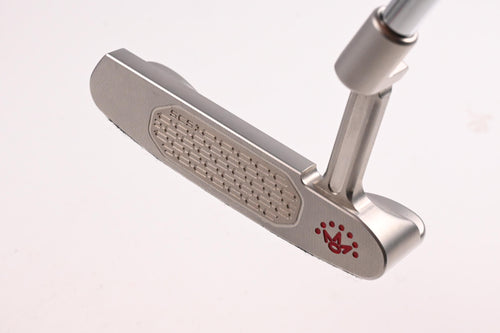Scotty Cameron 2025 Studio Style Newport Putter / 34 Inch
