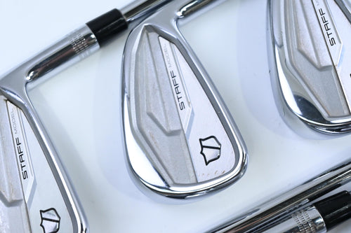 Wilson Staff Model CB 2024 Irons / 5-PW / Regular Flex Dynamic Gold Mid R300