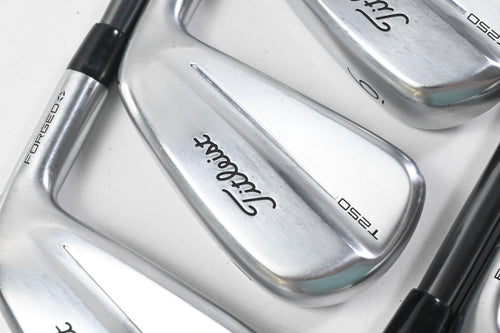 Titleist T250 2025 Irons / 4-PW+GW / Regular Flex MMT Black 65 Shafts