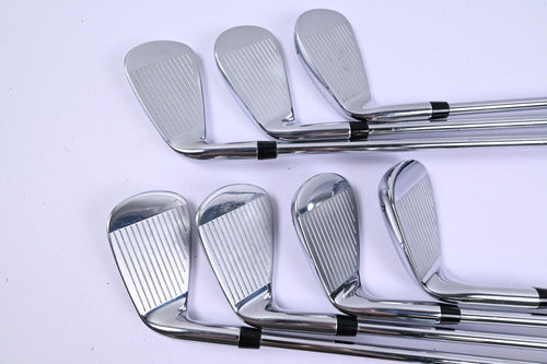 Callaway Elyte Irons / 5-PW+GW / Regular Flex Vector 80 Shafts