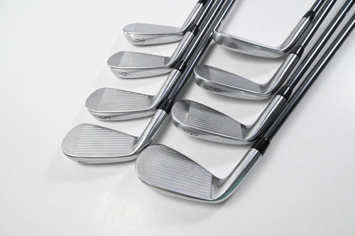 Titleist T250 2025 Irons / 4-PW+GW / Regular Flex MMT Black 65 Shafts