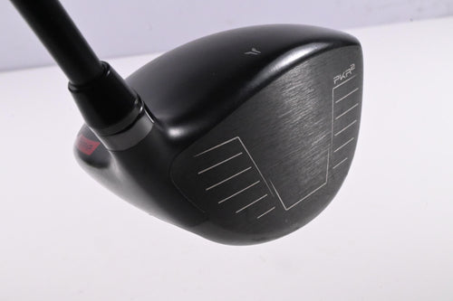 Left Hand Wilson Dynapower Titanium 2023 Driver / 10.5 Degree / Stiff Flex UST