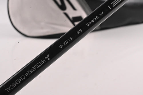 Titleist TSR3 #3 Wood / 15 Degree / Stiff Flex Tensei AV Raw Blue 65 Shaft