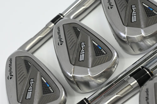 Taylormade SIM2 Max Irons / 4-PW / Regular Flex KBS Max MT 85 Shafts