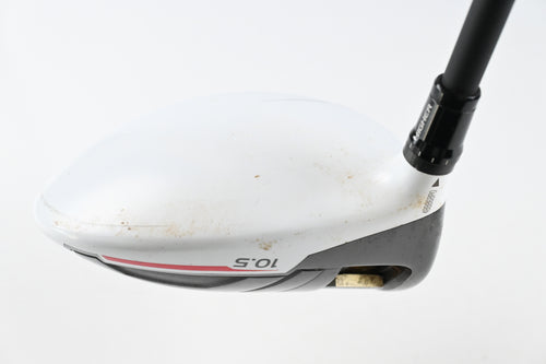 Left Hand Taylormade R15 Driver / 10.5 Degree / Regular Flex REAX Blue 60 Shaft