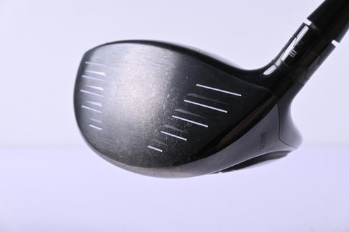 Titleist 915 D2 Driver / 10.5 Degree / Stiff Flex Project X 8C4 82 Shaft