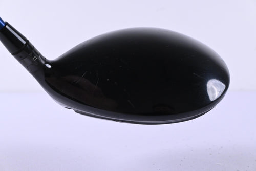 Titleist 915 D2 Driver / 10.5 Degree / Stiff Flex Project X 8C4 82 Shaft