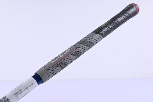 Titleist 915 D2 Driver / 10.5 Degree / Stiff Flex Project X 8C4 82 Shaft