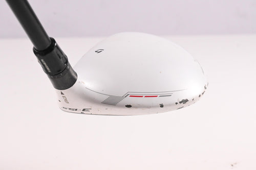 Taylormade R11 #3 Wood / 15.5 Degree / Regular Flex Fujikura Blur 70 Shaft