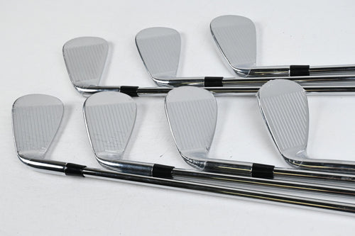 Callaway Rogue ST Pro Irons / 5-PW+GW / Stiff Flex Rifle Tour Flighted 105 Shafts