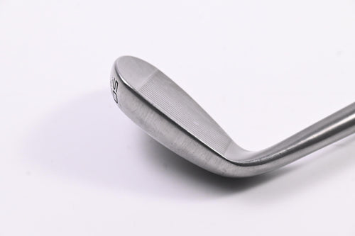 Cleveland RTZ Tour Rack Gap Wedge / 50 Degree / Wedge Flex Dynamic Gold Shaft