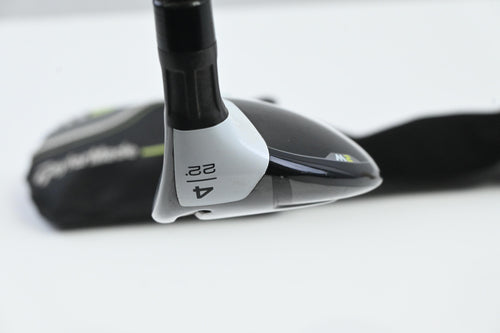 Taylormade M2 2017 #4 Hybrid / 22 Degree / Regular Flex Taylormade M2 Reax 65
