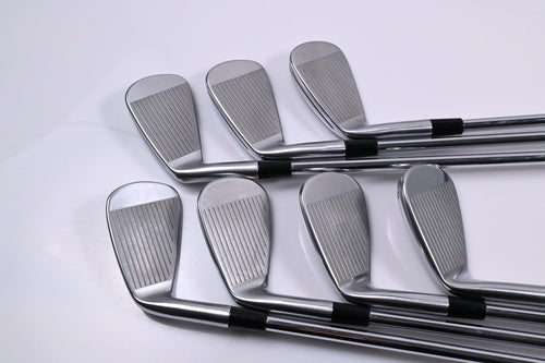 Taylormade P770 2024 Irons / 4-PW / Stiff Flex Elevate MPH 95 Shafts