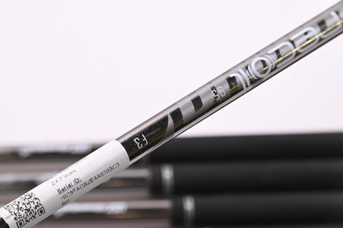 Srixon ZXi7 Irons / 4-PW / Regular Flex UST Recoil 95 Shafts