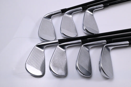 Left Hand Callaway Apex Ai200/Pro Irons / 5-PW+GW / Regular Flex MMT 85 Shafts