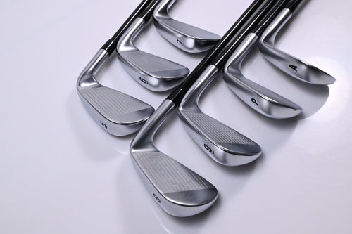 Left Hand Callaway Apex Ai200/Pro Irons / 5-PW+GW / Regular Flex MMT 85 Shafts