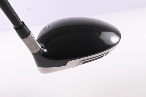 Titleist 909 D2 Driver / 10.5 Degree / Regular Flex Aldila Voodoo Shaft