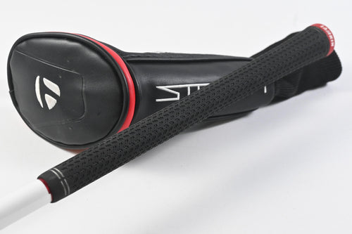 Taylormade Stealth #2 Hybrid / 17 Degree / Stiff Flex HZRDUS Smoke Red RDX 80