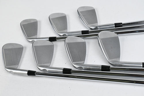Ping i230 Irons / 4-PW / Blue Dot / Stiff Flex Dynamic Gold 105 S300 Shafts