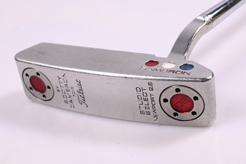 Scotty Cameron Studio Select Newport 2.5 Putter / 33 Inch