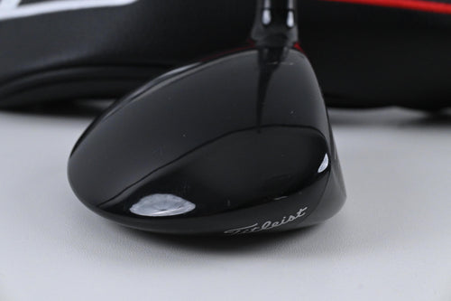 Titleist GT2 #5 Wood / 18 Degree / Stiff Flex HZRDUS Gen5 Black 70 Shaft