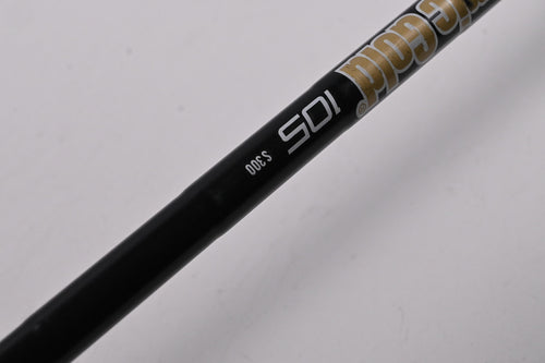 Taylormade P790 2017 Black #4 Iron / 21 Degree / Stiff Flex Dynamic Gold 105